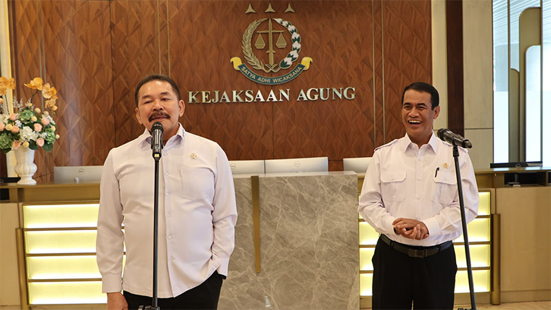 JAKSA AGUNG DAN MENTERI PERTANIAN