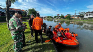 JENAZAH DI TAMAN PANCING