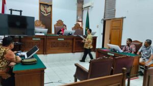 SIDANG PRAPERADILAN HERU
