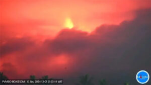 erupsi gunung ibu