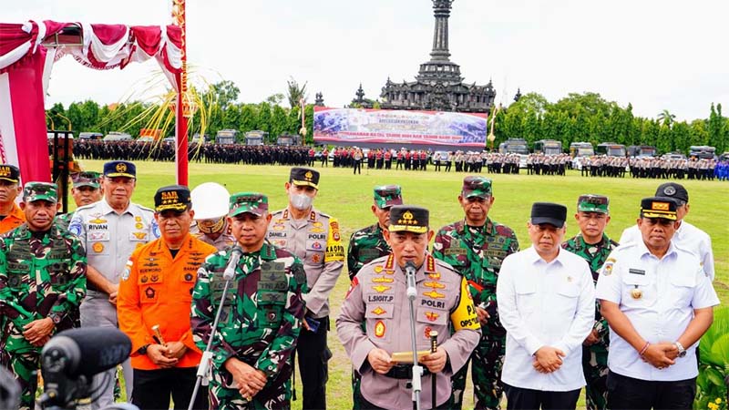 kapolri pimpin apel operasi lilin
