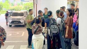 03601 Badung Pengawasan di bandara Ngurah Rai oleh imigrasi