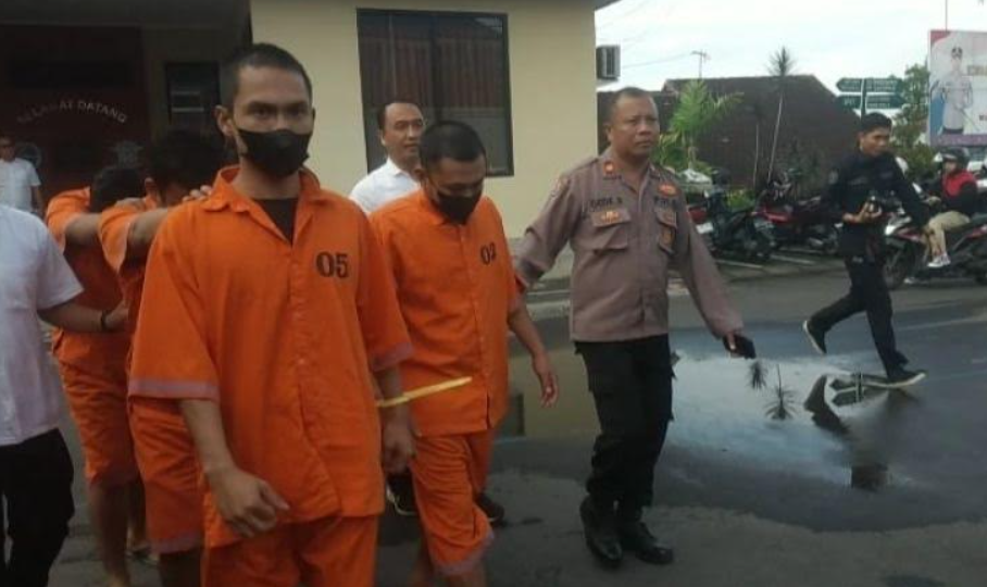 Para Pelaku dibekuk tim Resnarkoba Polres Karangasem