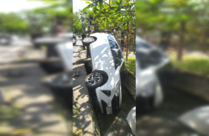 mobil kecemplung