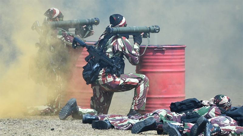 Demonstrasi kemampuan prajurit TNI di Landasan Suparlan, Komplek Pendidikan dan Pelatihan Komando Pasukan Khusus (Kopassus), Kabupaten Bandung Barat, Provinsi Jawa Barat, pada Minggu, 10 Agustus 2025.