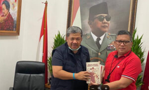FAHRI HAMZAH