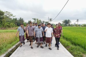 Bupati Wayan Adi Arnawa menjelaskan pengurangan PBB 100% di Kabupaten Badung, Selasa (19/8/2025). (Foto: Humas Badung)