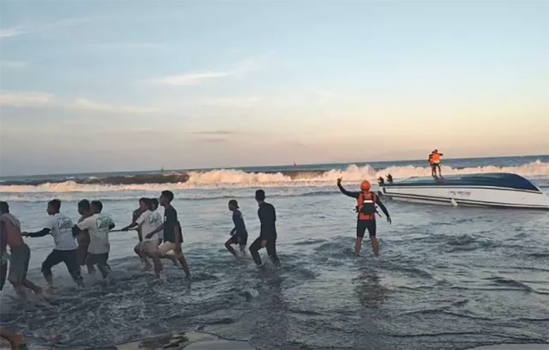 fastboat terbalik di sanur