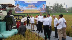 Lanjutkan Program Jaksa Mandiri Pangan, Jaksa Agung Manfaatkan Lahan di Desa Srimahi Kabupaten Bekasi
