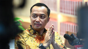 sesneg prayitno hadi