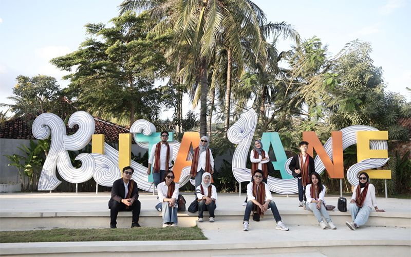 BUMN Bangun Kolaborasi Sepenuh Hati di The Mandalika Lewat Program Relawan Bakti 2025