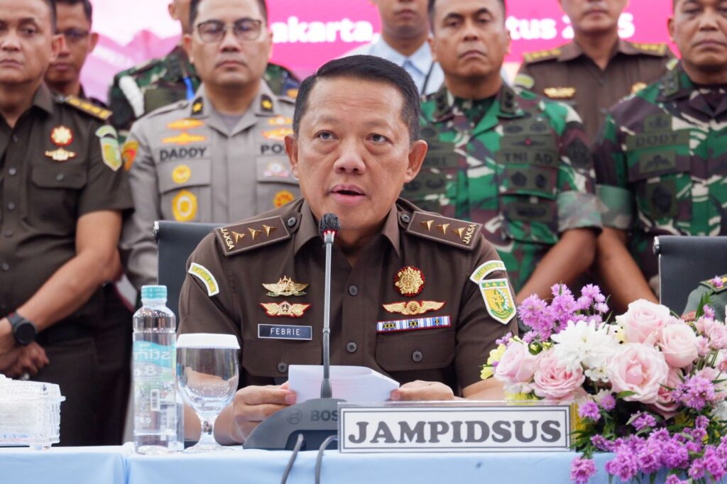 Jampidsus Febrie Adriansyah