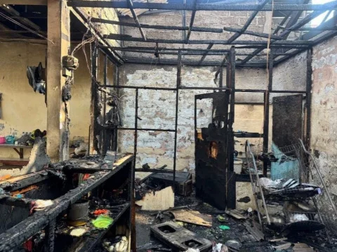 Dua Warung dan Kamar Kos di Denpasar Ludes Terbakar