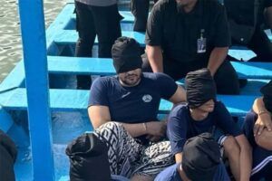 Ammar Zoni saat dipindahkan ke Lapas Nusa kambangan.