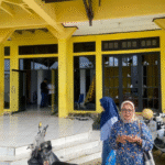 Kantor DPD Partai Golkar Maluku, di kawasan Karang Panjang yang di rusakan massa.
