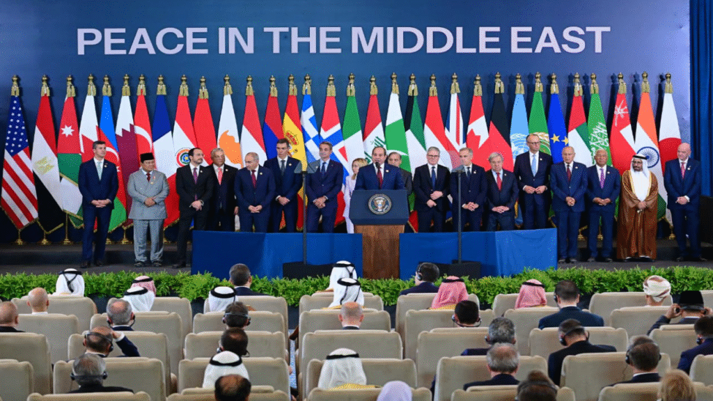 Presiden Republik Indonesia, Prabowo Subianto menghadiri Konferensi Tingkat Tinggi (KTT) Perdamaian Sharm El-Sheikh yang digelar di International Congress Centre, Sharm El-Sheikh, Republik Arab Mesir, pada Senin, 13 Oktober 2025. Foto: BPMI Setpres/Muchlis Jr