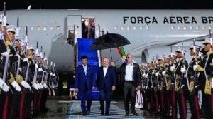 Presiden Republik Federasi Brasil Luiz Inácio Lula da Silva tiba di Pangkalan TNI AU Halim Perdanakusuma, Jakarta, pada Rabu sore, 22 Oktober 2025.