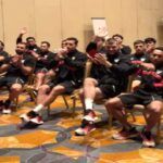 Tim Nasional sepak bola Indonesia saat melakukan panggilan video dengan Presiden Prabowo Subianto pada Rabu, 8 Oktober 2025.