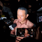 Menteri Energi dan Sumber Daya Mineral (ESDM) Bahlil Lahadalia memberikan keterangannya kepada awak media di Istana Kepresidenan, Jakarta, pada Rabu, 26 November 2025. Foto: BPMI Setpres/Laily Rachev