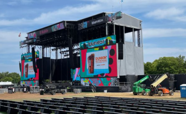 Konser Billie Eilish di Lollapalooza 2023