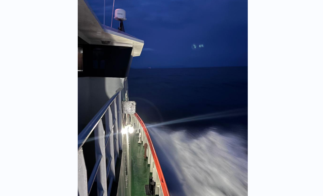 KN SAR Bharata di kerahkan untuk melakukan pencarian anak buah kapal KM. Maluku Prima Makmur 03 di perairan laut Banda.