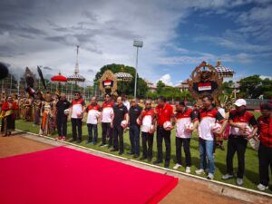 Pembukaan Soekarno Cup 2025 di stadion Ngurah Rai, jumaat, 5/12/2025.