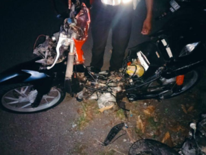 Kondisi kendaraan roda dua yang mengalami kecelakaan di Tempat Kejadian Perkara (TKP).