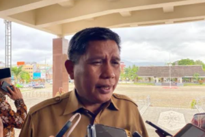 Walikota Ambon, Drs. Bodewin M Wattimena, M.Si.