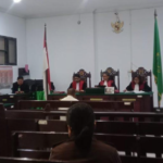 erdakwa Abdul Rahman di ruang persidangan Pengadilan Negeri (PN) Ambon.