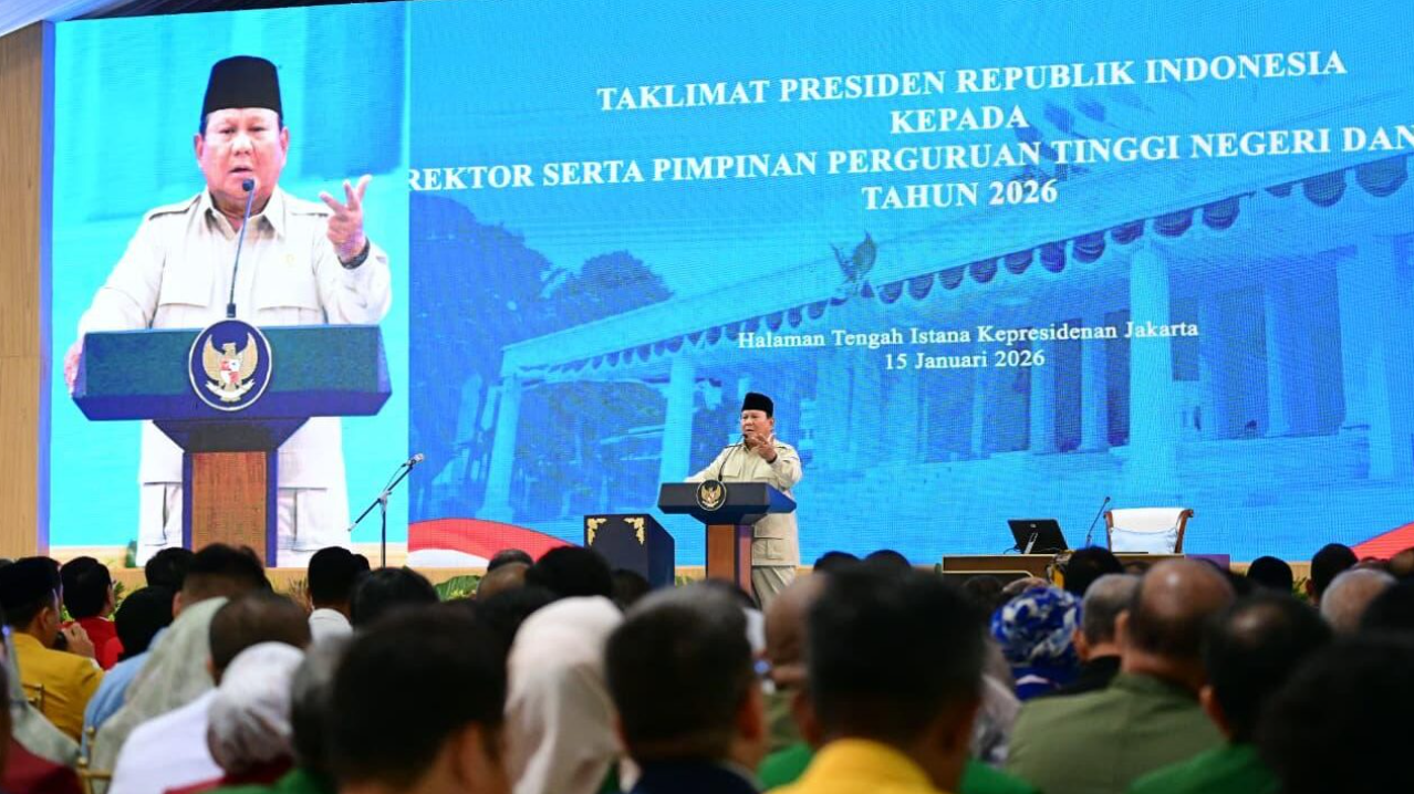 Presiden Prabowo Subianto menggelar Taklimat Presiden Republik Indonesia dengan Rektor serta Pimpinan Perguruan Tinggi Negeri dan Swasta Tahun 2026, pada Kamis, 15 Januari 2026.