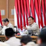 Presiden Prabowo Subianto menyampaikan Taklimat Awal Tahun kepada seluruh jajaran Kabinet Merah Putih di kediamannya di Hambalang