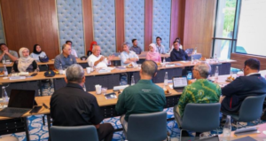 Otorita Ibu Kota Nusantara bersama Pertamina Grup menggelar diskusi strategis membahas pengembangan ekosistem energi bersih dan pembangunan berkelanjutan di kawasan IKN, sebagai bagian dari upaya mewujudkan kota hutan rendah karbon di Kalimantan Timur.