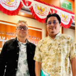 Ketua PW LBH Ansor Bali, H. Daniar Trisasongko, S.H., M.Hum, (kiri) didampingi Sekretaris Pimpinan Wilayah LBH Ansor Provinsi Bali Denma Bahrul, A.K., S.H (kanan).