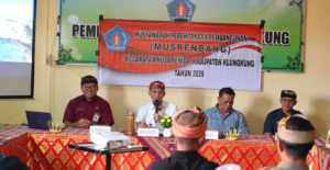 Bupati Klungung, I Made Satria saat menghadiri Musrenbang Kecamatan Nusa Penida di ruang rapat Kantor Camat Nusa Penida, Kamis (26/2/2026).