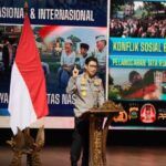 Kapolda Bali Inspektur Jenderal Polisi Daniel Adityajaya saat menjadi pembicara dalam Rapim Kodam IX/Udayana di Balai Budaya Girinata Mandala, Puspem Badung, Bali, Rabu (18/2/2026).