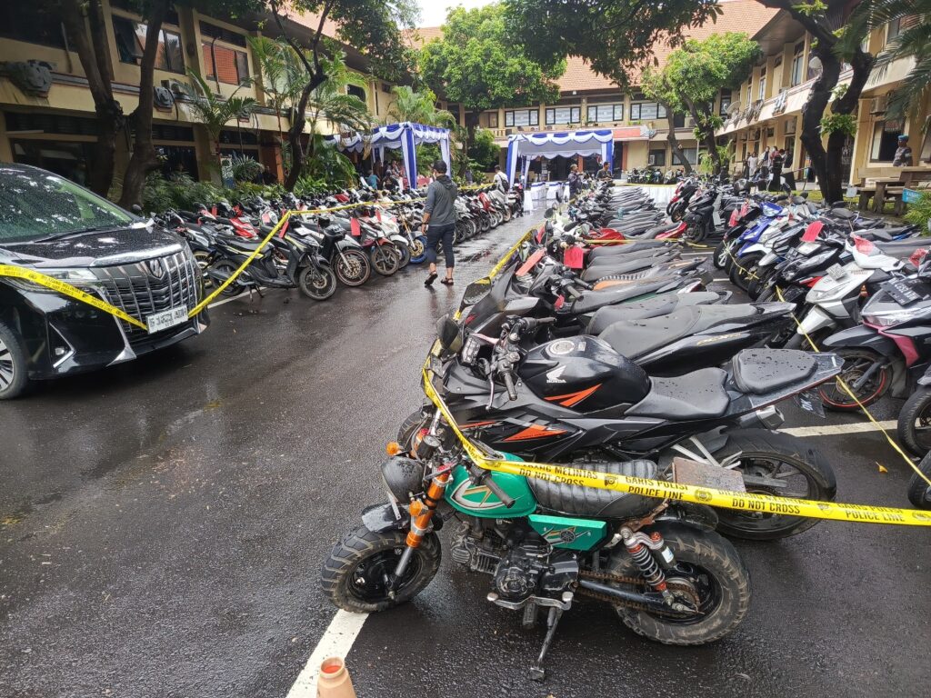 Barang bukti kendaraan curian