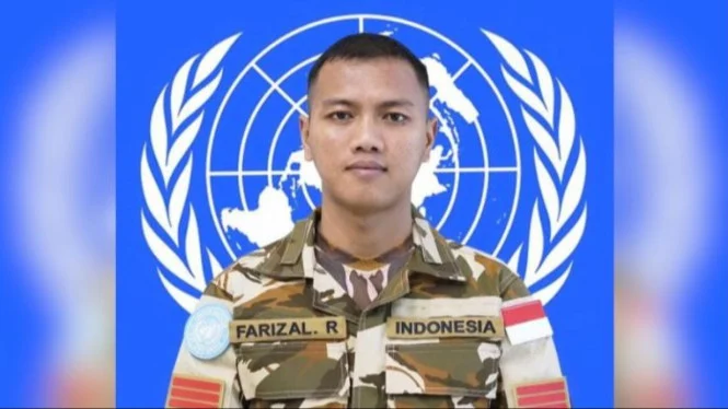 Praka Farizal Rhomadhon merupakan pasukan penjaga perdamaian Perserikatan Bangsa Bangsa (PBB) di United Nations Interim Force in Lebanon (UNIFIL) Artikel ini sudah tayang di tvonenews.com pada hari Senin, 30 Maret 2026 - 12:19 WIB Judul Artikel : Profil Praka Farizal Rhomadhon Anggota TNI yang Gugur Akibat Serangan Israel di Lebanon
