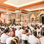 Bupati Wayan Adi Arnawa saat hadiri Karya Ngenteg Linggih Wraspati Kalpa, Tawur Madya dan Padudusan Alit di Banjar Adat Uma Kapal, Kelurahan Kapal, Mengwi, pada Minggu (29/3).