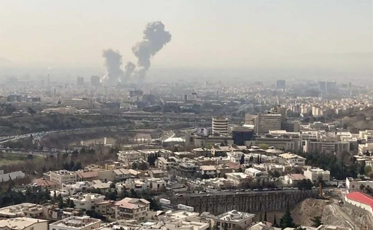 Ledakan besar di Tehran, Iran pada 28 Februari 2026.