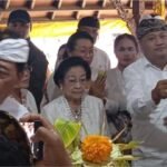 Megawati Soekarnoputri Melayat ke Puri Agung Gianyar, Doakan Ida Bhagawan Blebar