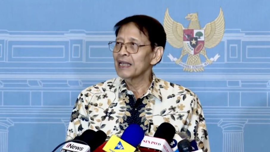 Menteri Luar Negeri Periode 2001-2009 Noer Hassan