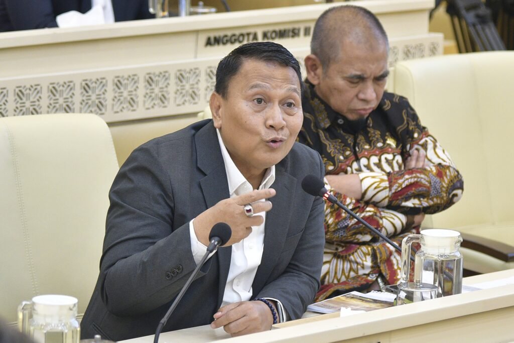 Anggota Komisi II DPR RI Mardani Ali Sera, dalam rapat kerja dengan Menpan RB, Kepala BKN, Kepala LAN dan Ombudsman di Ruang Rapat Komisi II, Rabu (1/4/2026).