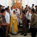 Bupati Badung I Wayan Adi Arnawa saat menghadiri perayaan Hari Paskah di Gereja Katolik Maria Bunda Segala Bangsa, di lingkungan Pusat Peribadatan Puja Mandala, Kuta Selatan, Minggu (5/4)