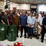 Wabup Bagus Alit Sucipta dan Ketua DPRD Badung I Gusti Anom Gumanti memimpin langsung koordinasi dan evaluasi PSBS sekaligus menyerahkan 15 ribu unit bag composter di Kantor Camat Kuta, Selasa (28/4).