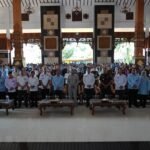 Jaksa Agung Muda Intelijen (Jamintel) Reda Manthovani mengawal Program Makan Bergizi Gratis (MBG) dalam kegiatan sinergitas tugas pengawasan dan evaluasi pemenuhan gizi nasional di wilayah Kabupaten Tuban dan Bojonegoro, Jawa Timur, Rabu (1/4/2026).
