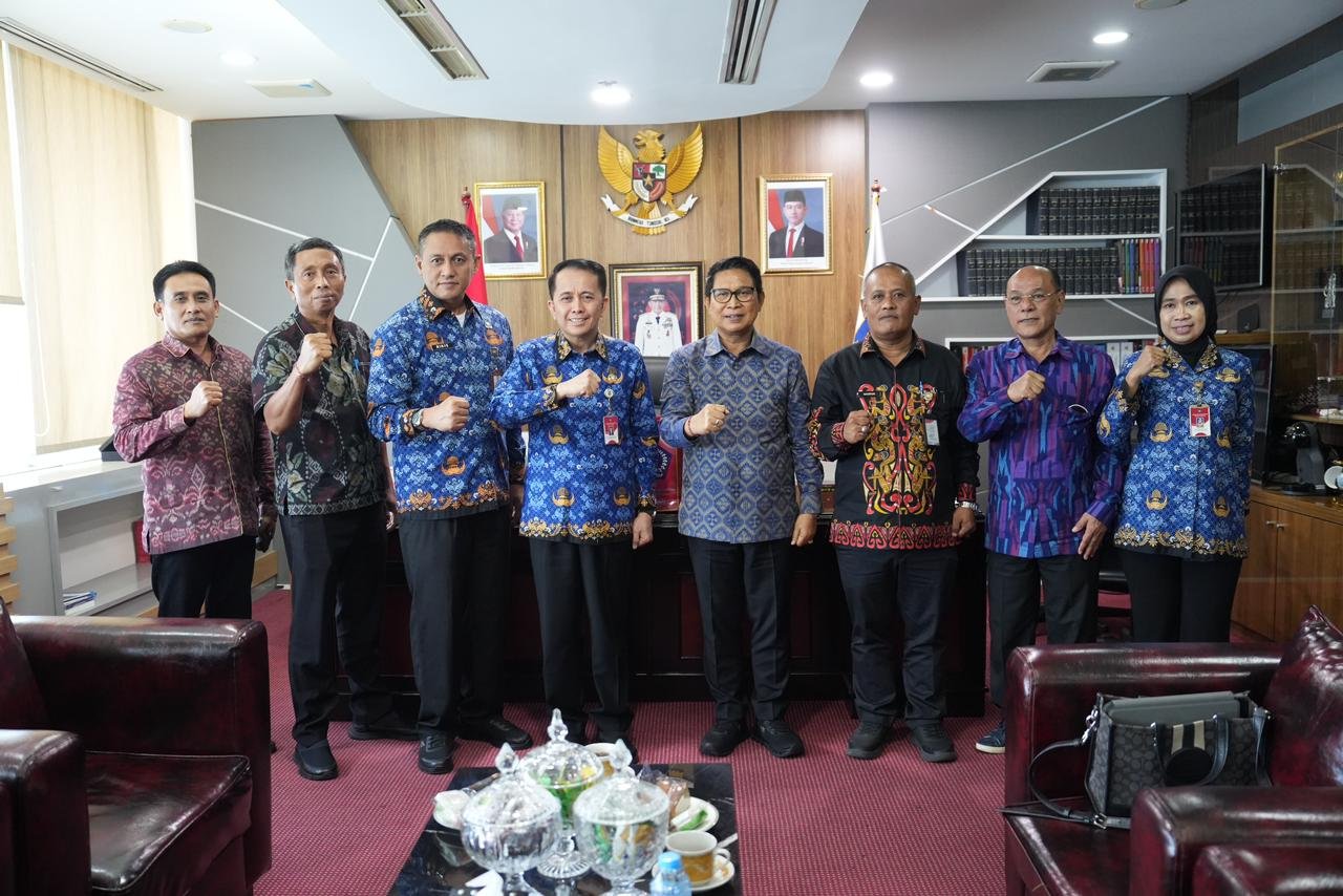 Bupati Badung I Wayan Adi Arnawa saat koordinasi teknis ke Dirjen Bina Keuangan Daerah Kementerian Dalam Negeri Republik Indonesia di Kantor Ditjen Bina Keuangan Daerah Kemendagri, Jakarta, Senin (27/4).