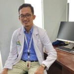 Dokter spesialis penyakit dalam, dr. Wiradarma, Sp.PD