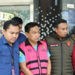Tim Penyidik pada Jaksa Agung Muda Bidang Tindak Pidana Khusus (JAM Pidsus) menetapkan HS (Hery Susanto), Ketua Ombudsman periode 2026–2031, sebagai tersangka dalam kasus dugaan korupsi tata kelola usaha pertambangan nikel di Provinsi Sulawesi Tenggara periode 2013–2025. (Foto: Puspenkum)