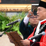 Pengucapan sumpah Liliek Prisbawono Adi sebagai Hakim Konstitusi dihadapan Presiden Prabowo Subianto di Istana Negara, Jakarta, pada Jumat, 10 April 2026.