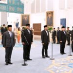 Presiden Prabowo Subianto secara resmi melantik pejabat negara/pemerintah di Istana Negara, Jakarta, pada Senin, 27 April 2026.